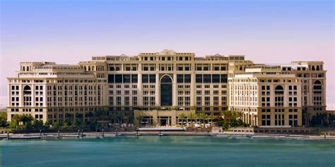 perlazzo versace dubaipigiama di versace|Palazzo Versace Dubai .